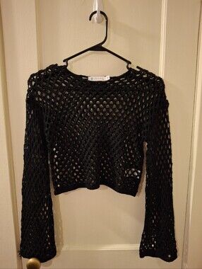 Black Crochet Open-Knit Long Sleeve Crop Top - Women